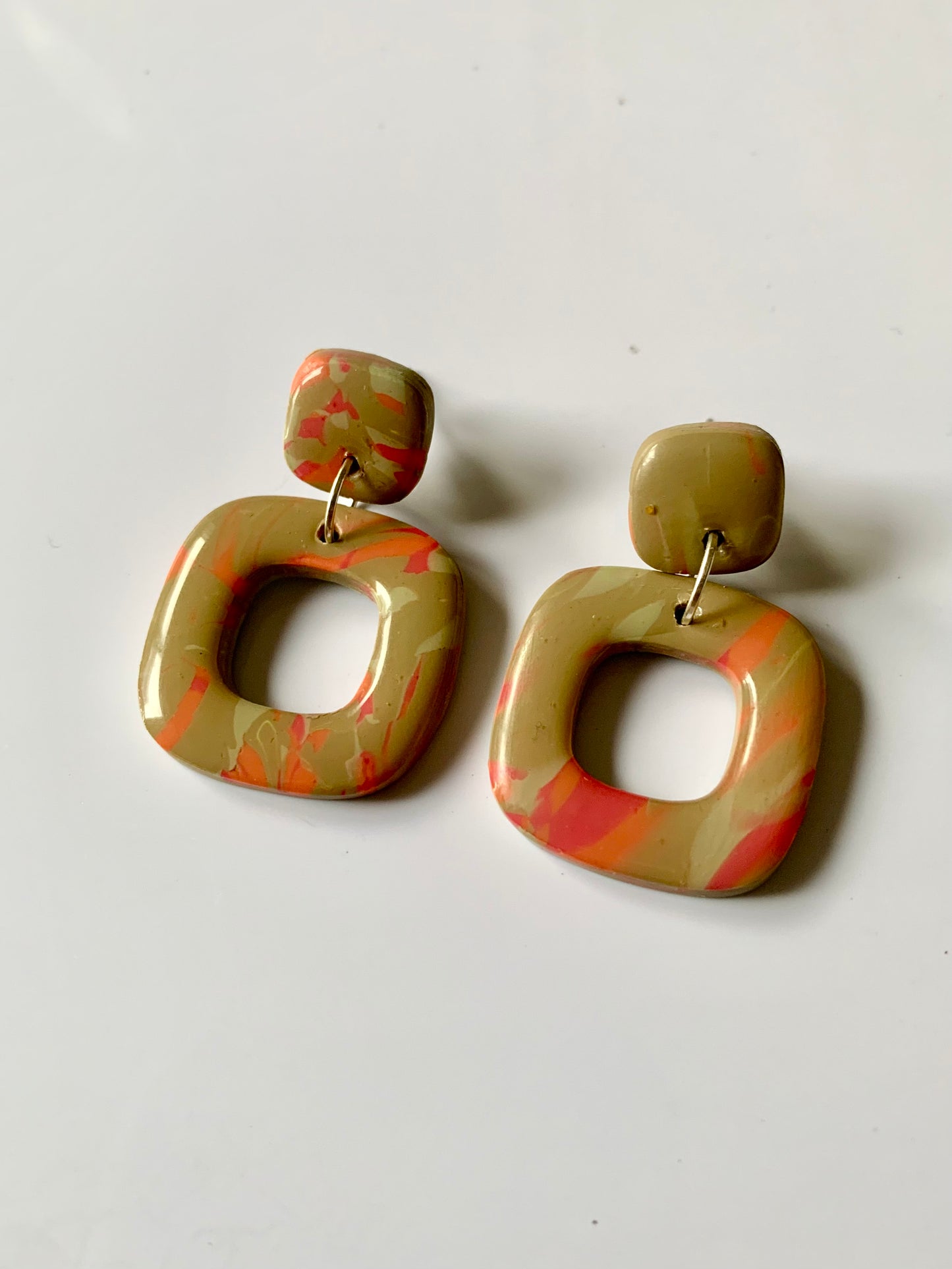 Mini Greta marrón, fusia y naranja