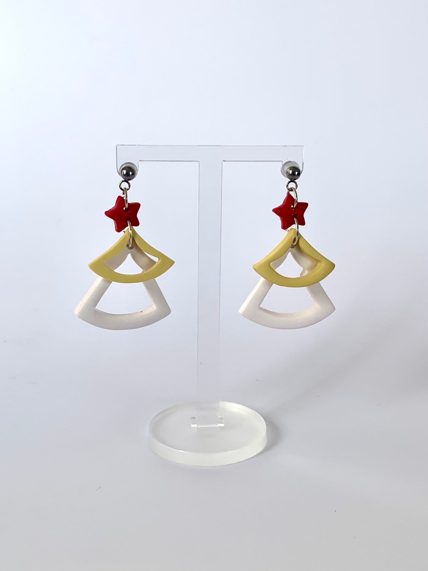 Abeto amarillo y blanco