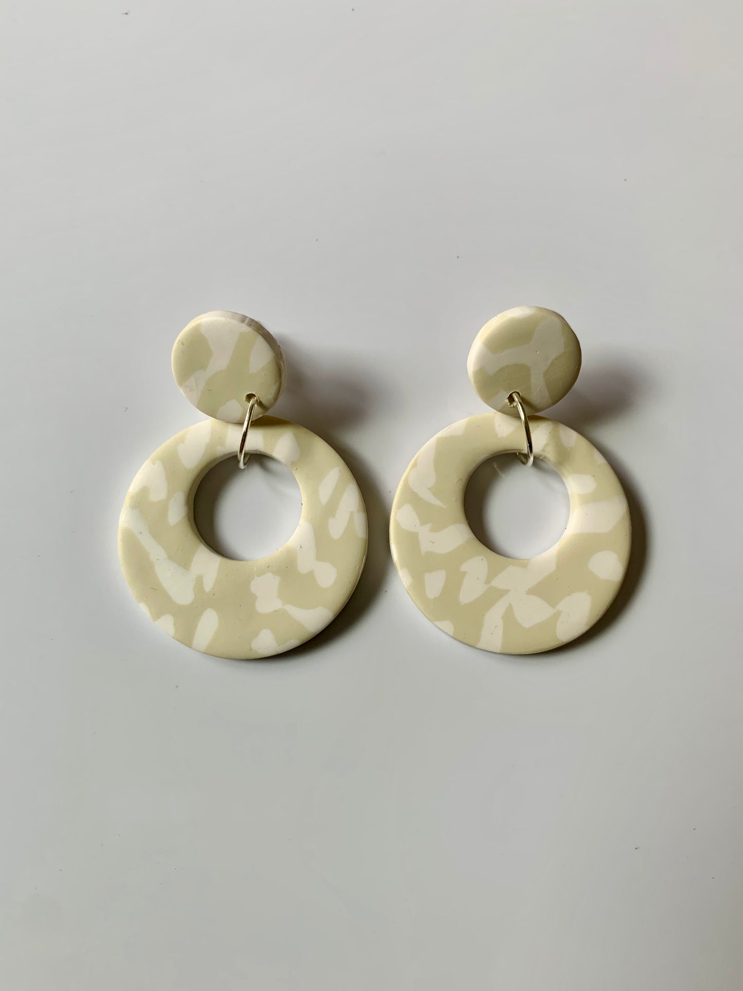 Lolita hueso y blanco