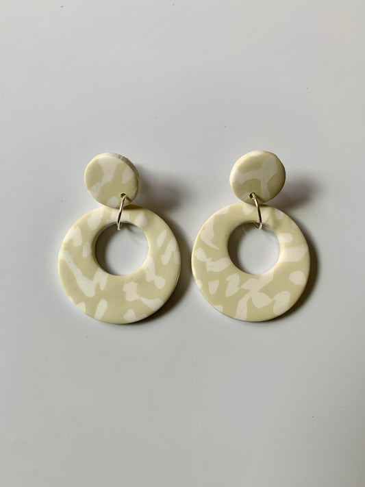 Lolita hueso y blanco