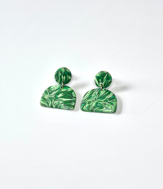 Pendientes meninas verde y plata de arcilla polimérica hechos a mano - Carine