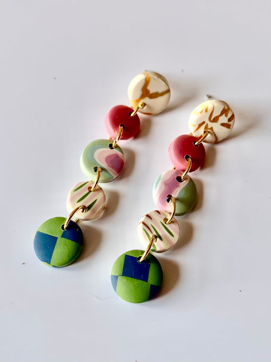 Pendientes celia oro, hueso y multicolor de arcilla polimérica hechos a mano - Carine