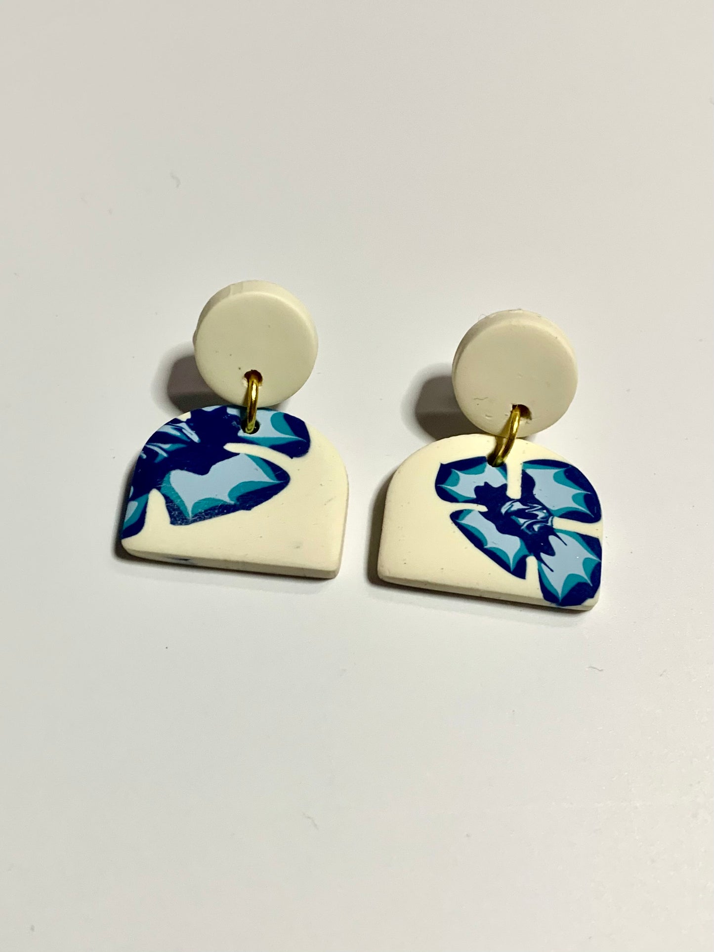 Meninas flores azules