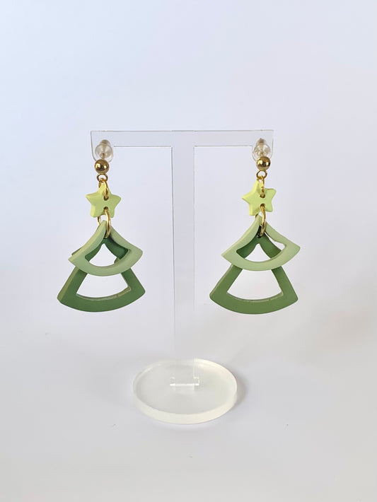 Abeto verde oscuro y verde claro