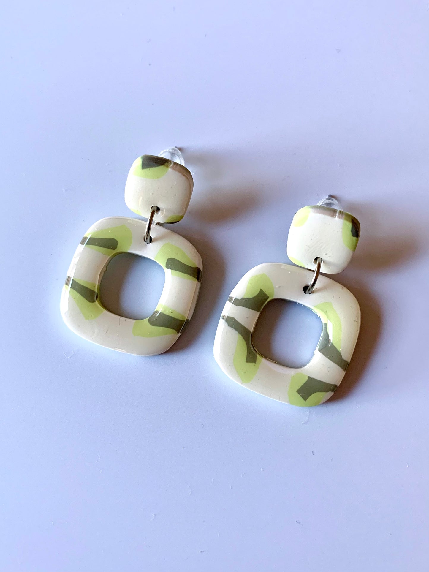 Mini Greta hojas verdes