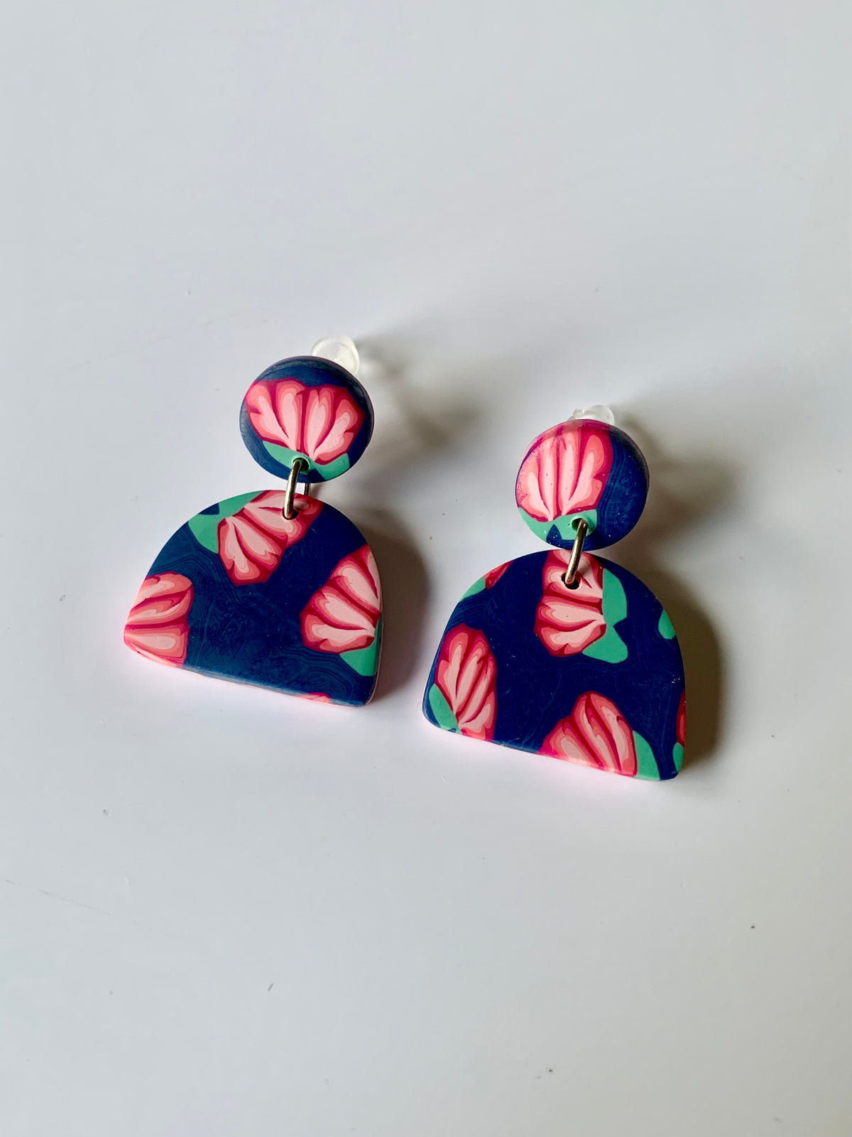 Meninas tulipanes