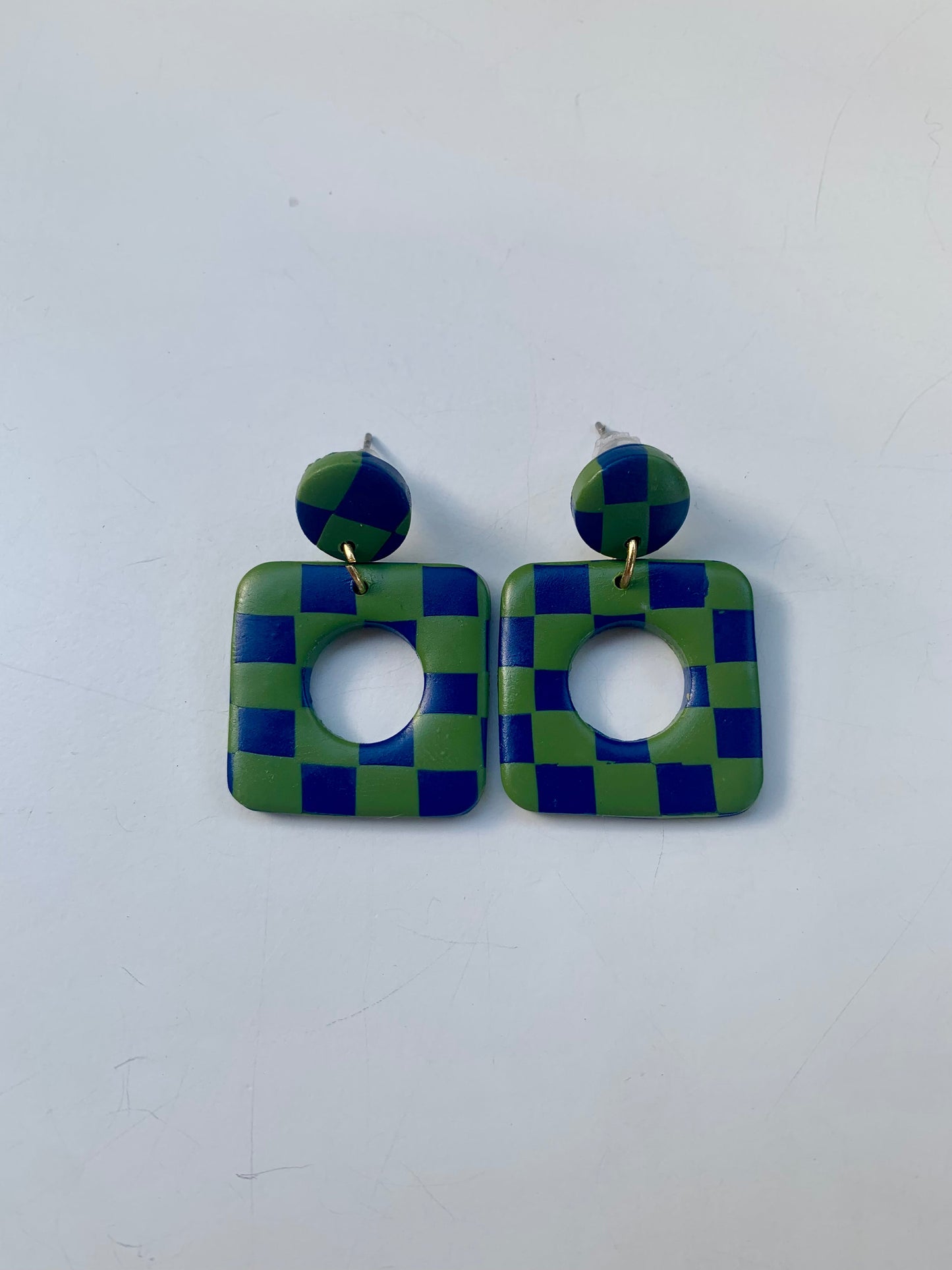 Pendientes greta cuadros azules y verdes de arcilla polimérica hechos a mano - Carine