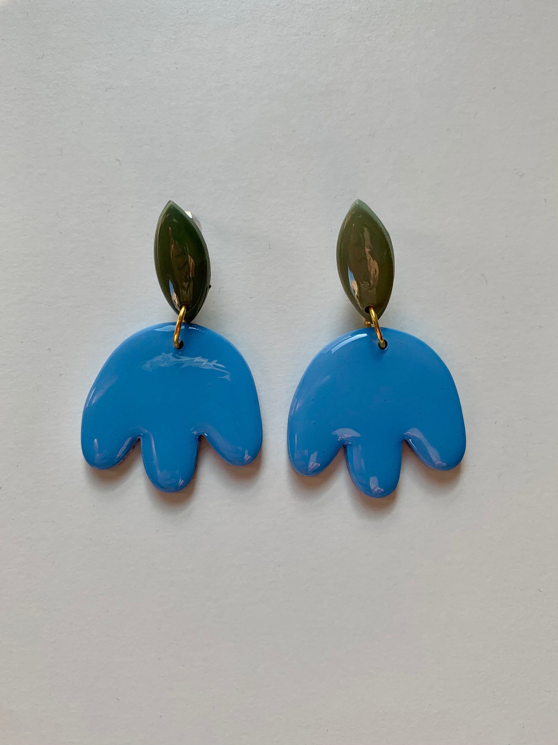 Pendientes flora azul de arcilla polimérica hechos a mano - Carine